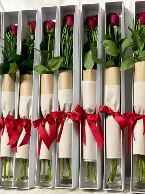 Single Red Rose With Vase & Gift Box